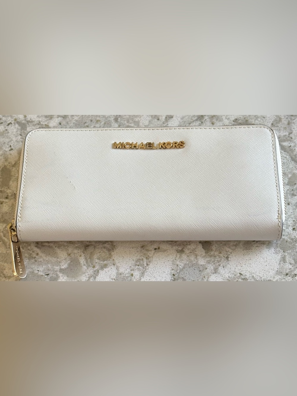 Michael Kors White Saffiano Zip Wallet with Gold Logo